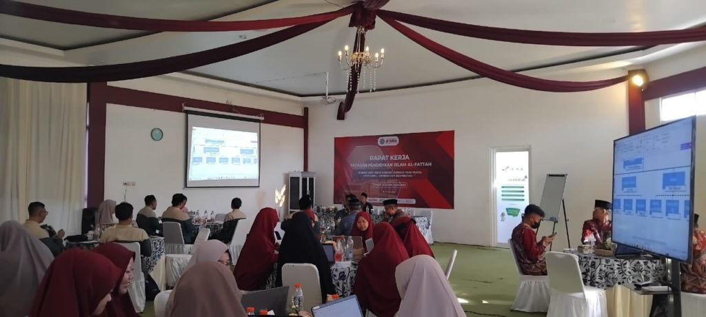 KESERUAN HARI KE-2 RAKER YPI AL-FATTAH KOTA BATU